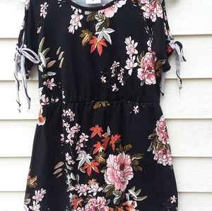 Maternity blouse black size S